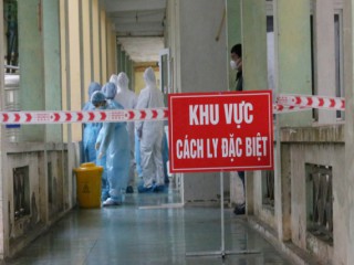 Bản tin dịch COVID-19 trong 24h qua: Quản lý chặt người nhập cảnh